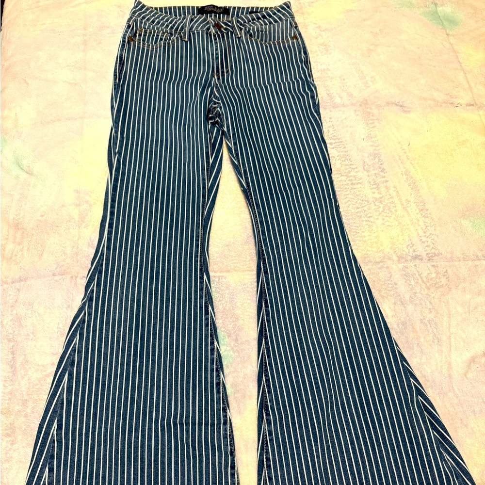 Judy Blue Super Flare Jeans